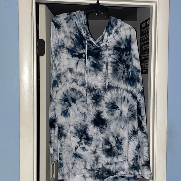 Livi Active Tops - LIVI - Lane Bryant Tie Dye Thin Hoodie